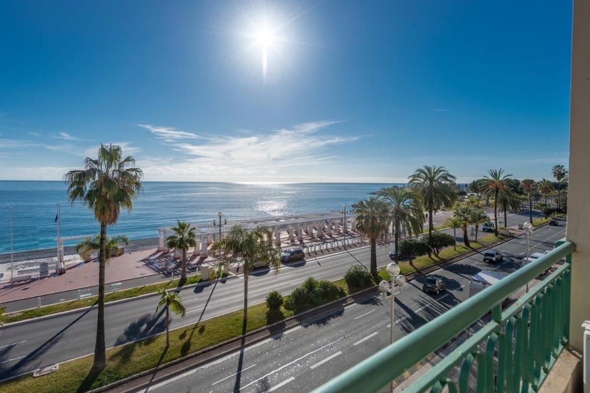 Modern Sea View Apartment On Promenade Des Anglais Ница Екстериор снимка